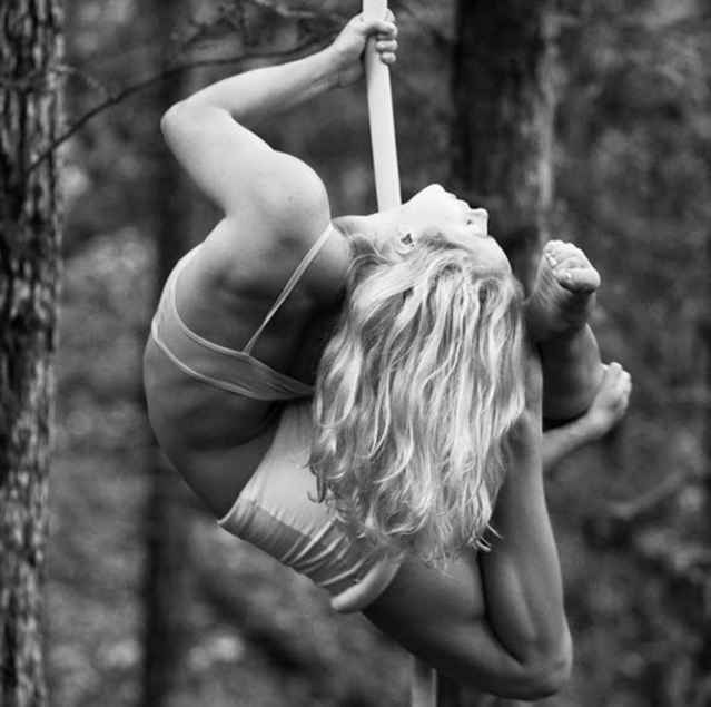 Acey Harper female acrobat