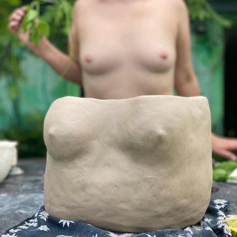 Alika Malonog sculptor