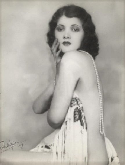 Beryl Wallace (born Beatrice Heischuber), 1920s American singer, dancer and actress