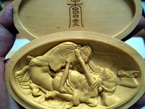 Carved impression of Keisai Eisen's shunga