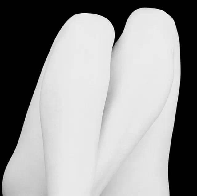 Eric Marrian legs