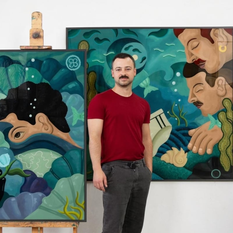 Gori Mora with his works