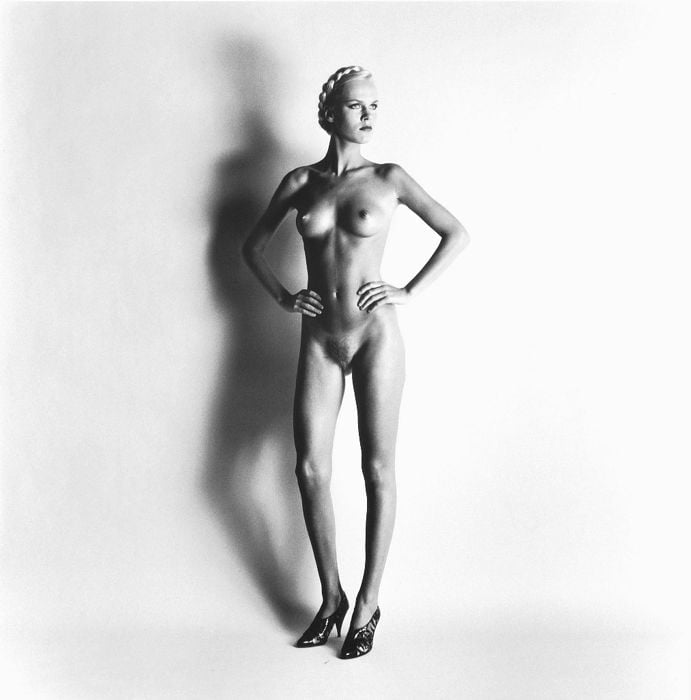 helmut newton big nudes