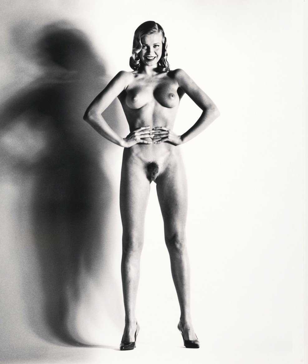 Photography Of Nudes - Fashion Photographer Helmut Newton and His Flirtatious Nudes