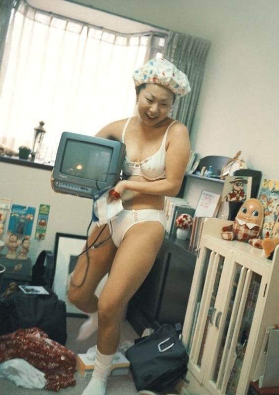 Maki Miyashita semi-nude