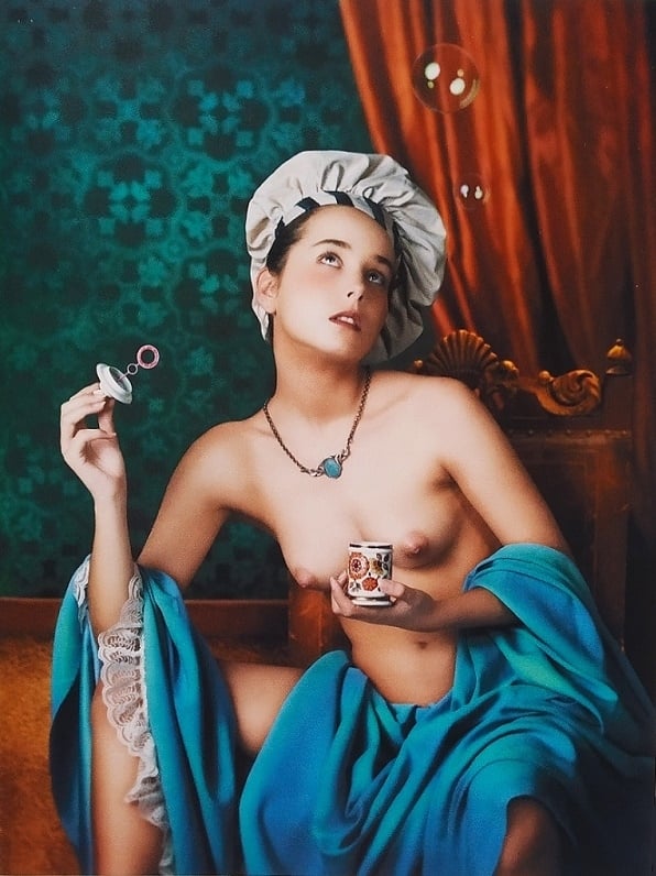 mariano vargas Young woman with soap bubbles
