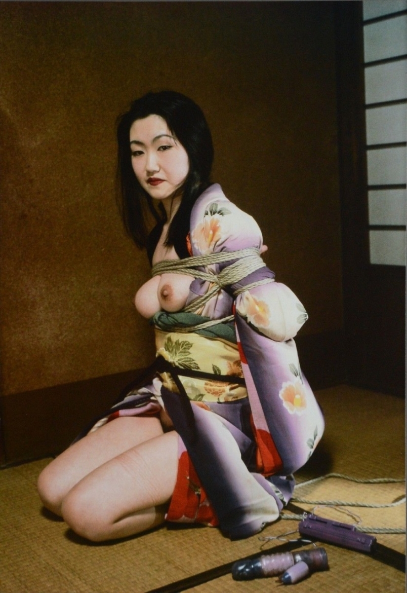 nobuysohi araki bondage