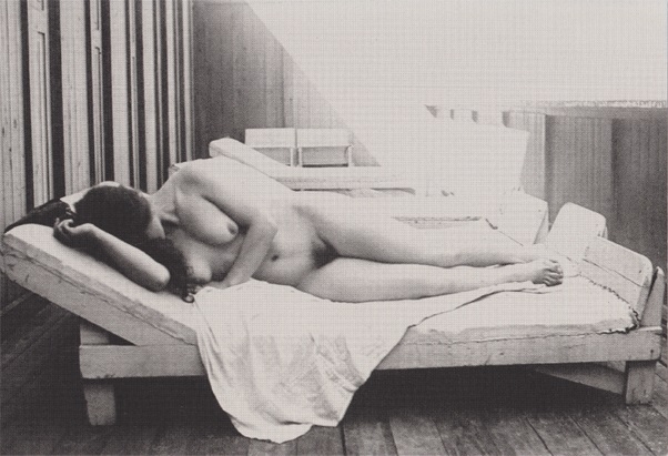nude on bed mary willumsen