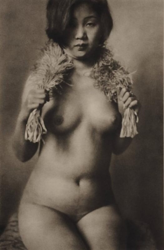 nude portrait Yasuzō Nojima