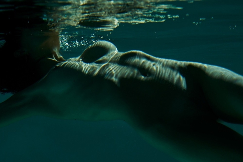 Pavlo Protsenko under water nude photography