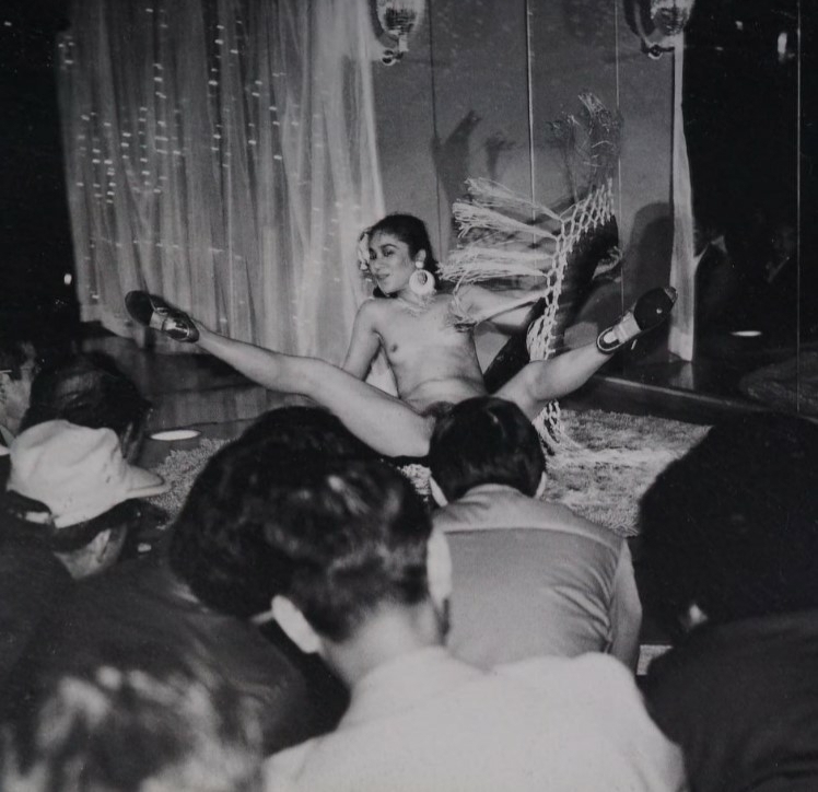 peep show by Nobuyoshi Araki