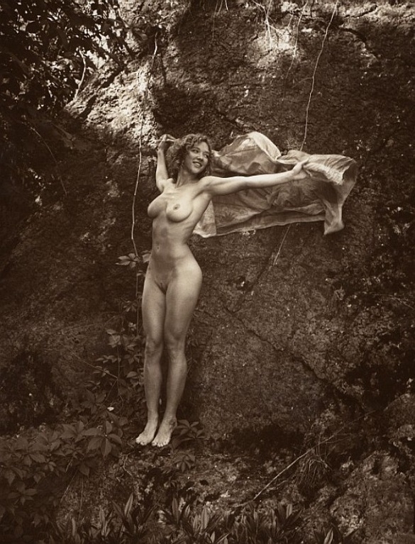 sarah saudek Nymph