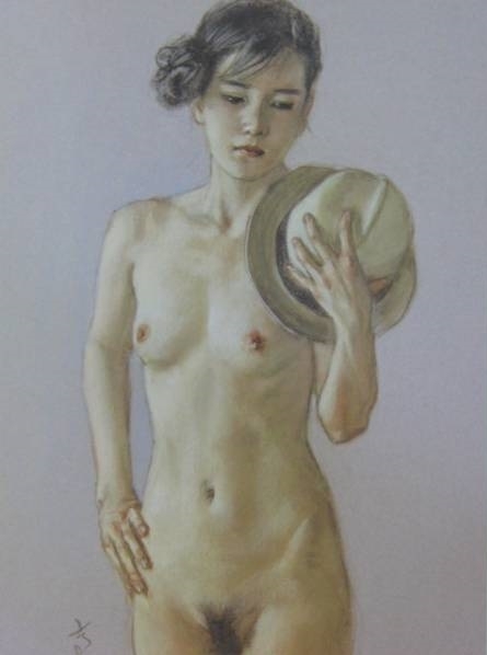 seigo takatsuka nude girl holding a hat
