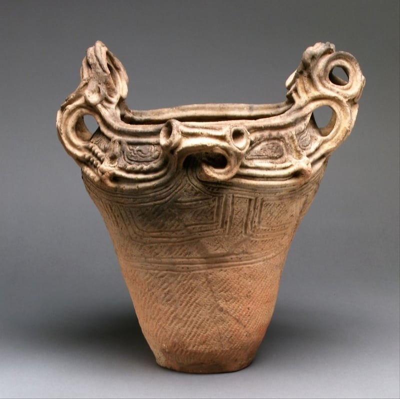 seiu ito vase Jomon period