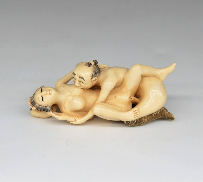 shunga netsuke breast suckling