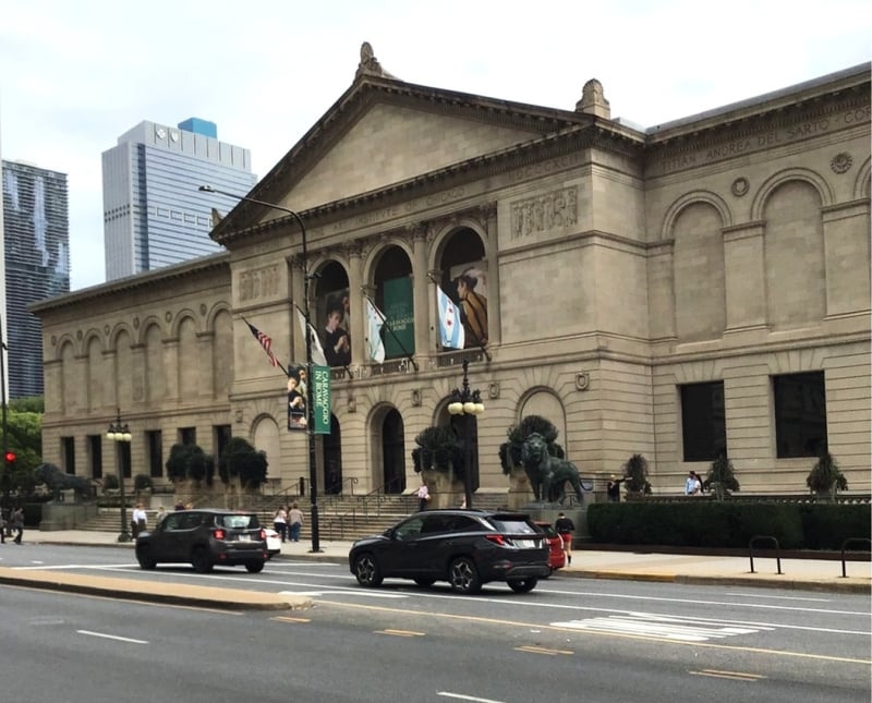 The Art Institute of Chicago on prestigious Michigan Avenue