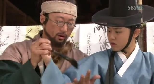 The Painter Of The Wind, Danwon (left) and Hyewon