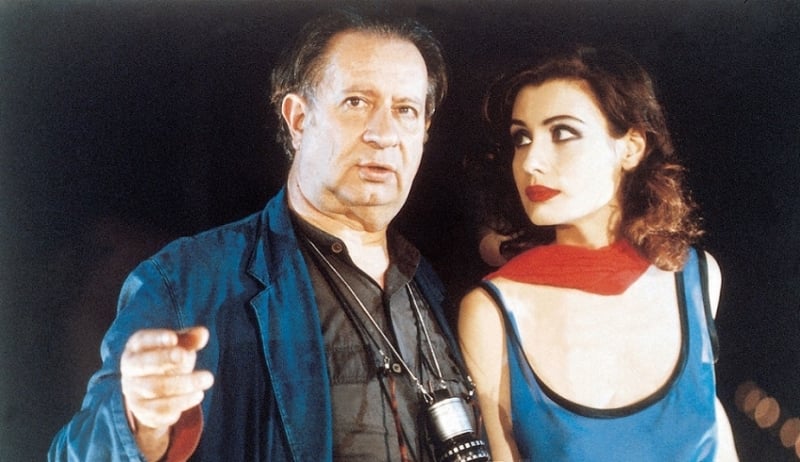 Tinto Brass and actress Claudia Koll on the set of All Ladies Do It