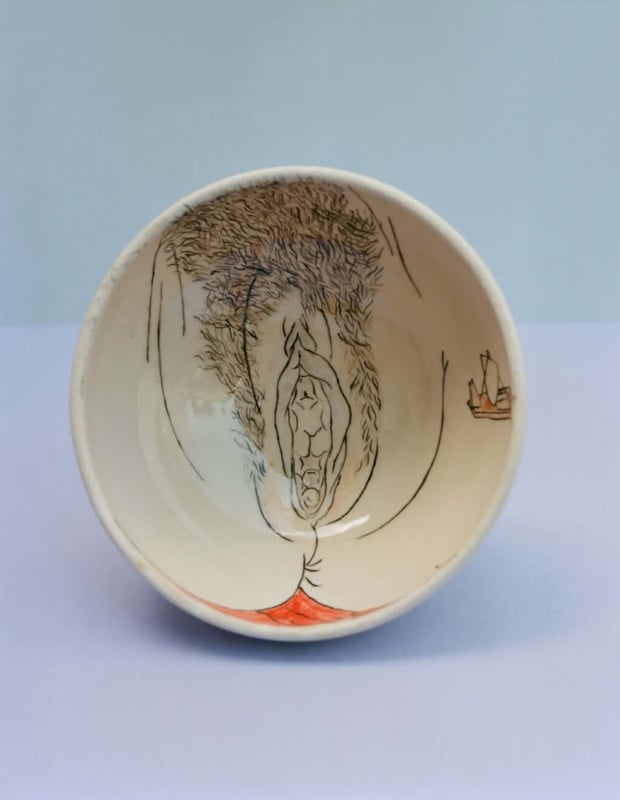 Urara Tsuchiya ceramic vulva