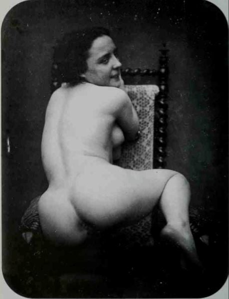 acrobatic-nude-erotic-picture
