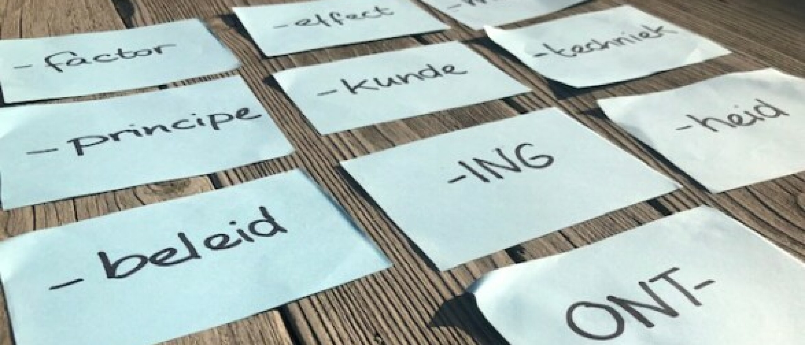 7 manieren om woorden met plakkracht te ontwerpen