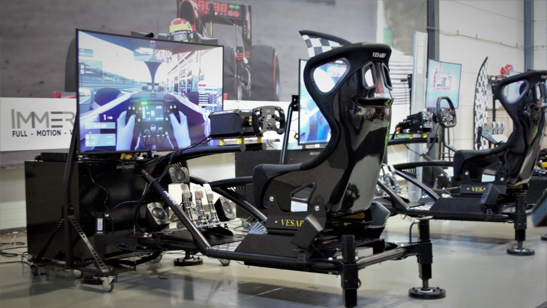 Bewegende race simulator huren