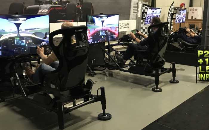 simulator racen met een groep