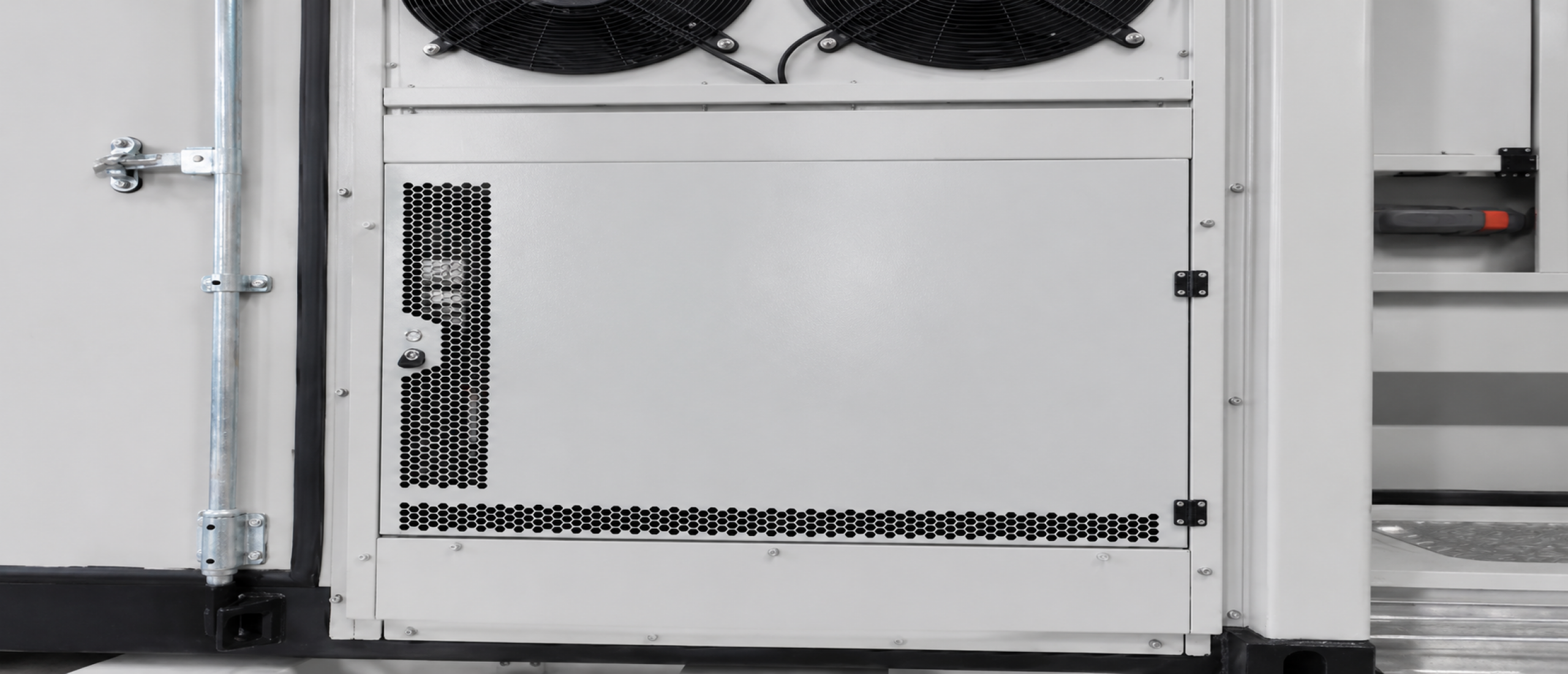 Cooling Technologies for BESS: Air or Liquid cooling