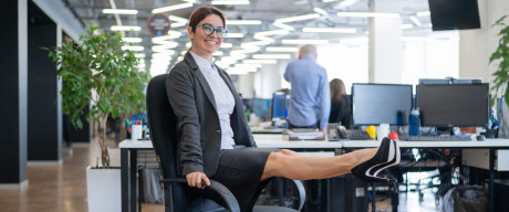 11 manieren om te bewegen achter je bureau