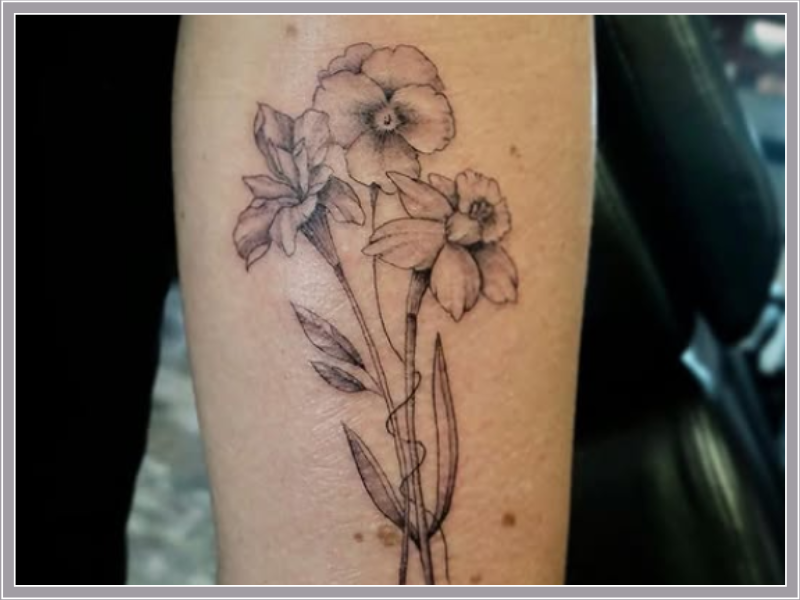 bloemen tattoo fine line