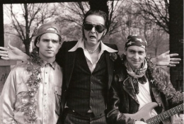 Ronnie Ruysdael met zijn zonen Friso en Konstantijn