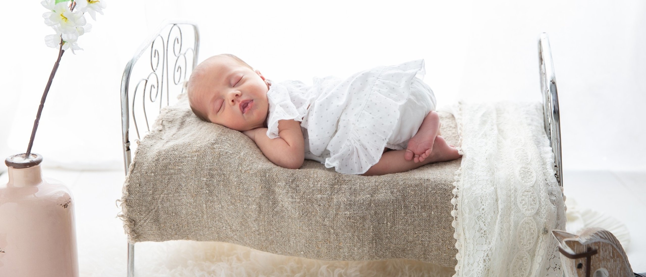 Jouw baby zelf in slaap laten vallen? 5 handige tips!