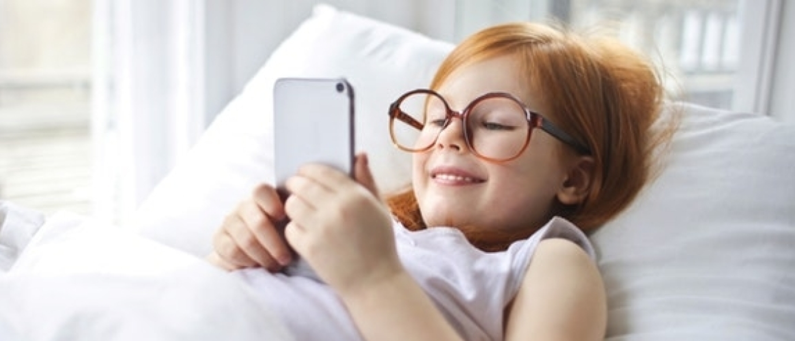 Slapen naast je smartphone: Een verstandige keus?