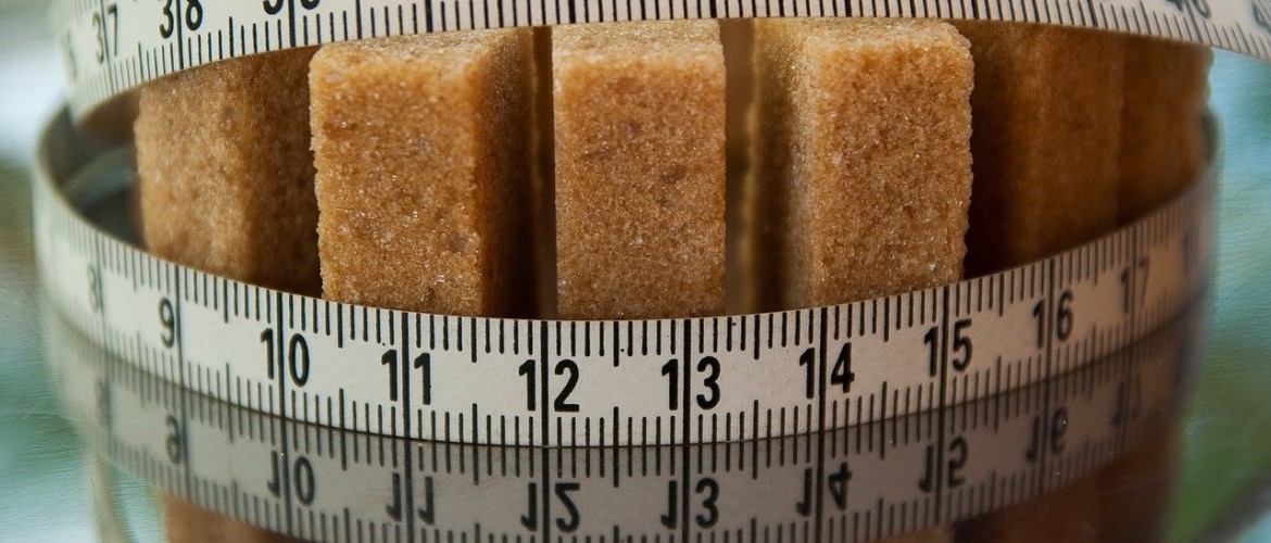 Wat betekent: ‘Koolhydraten, waarvan suikers……’ op de etiketten?