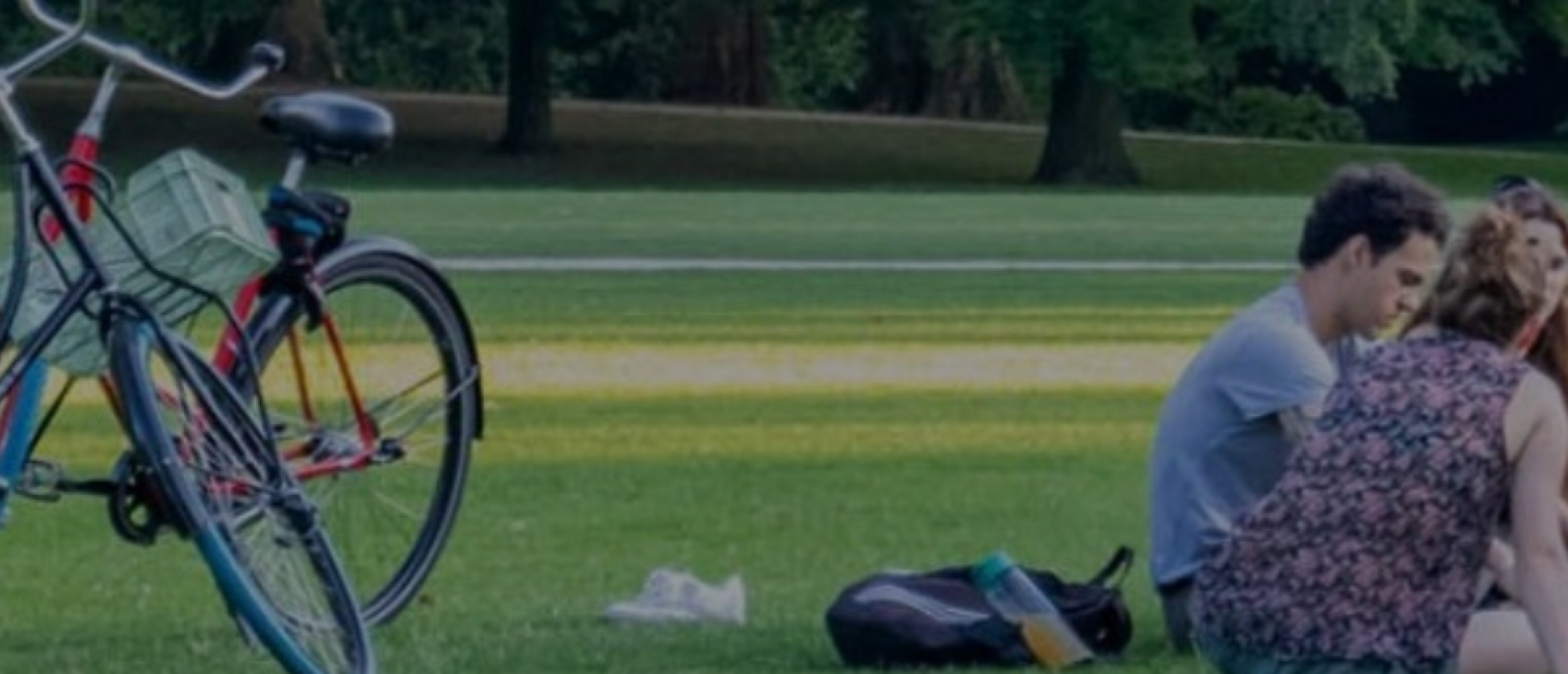 Nieuwe mensen leren kennen als volwassene via een ontspannen ontmoeting buiten