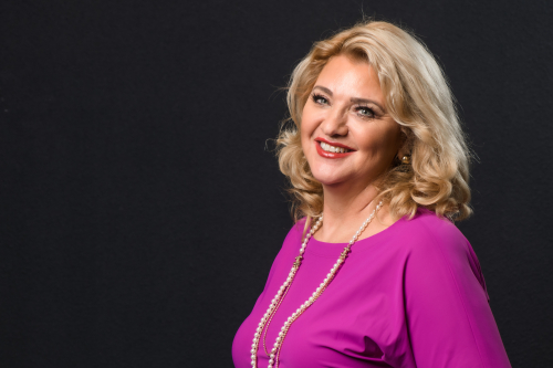 Claudia L. van Haeften claudia van haeften