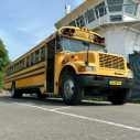 groepsvervoer amerikaanse schoolbus op texel
