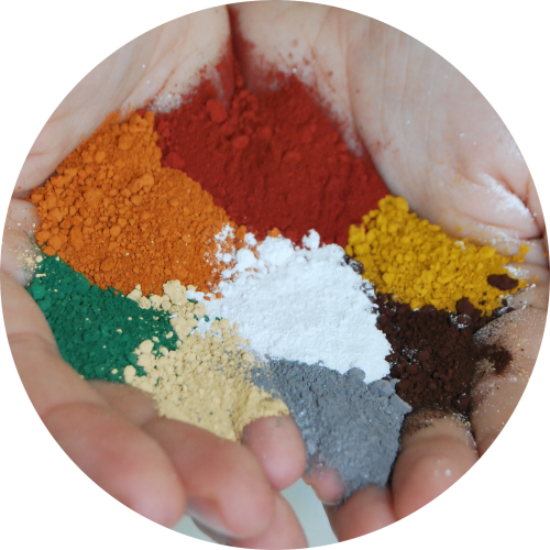 Powder pigments in hand