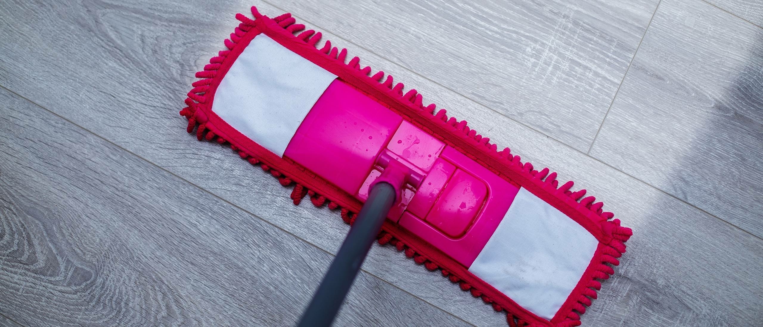 waarmee vloer dweilen