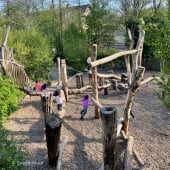 klimparcours op groen schoolplein