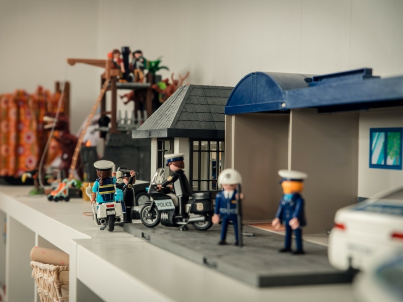 Speltherapie Goudwaard spelen in spelkamer