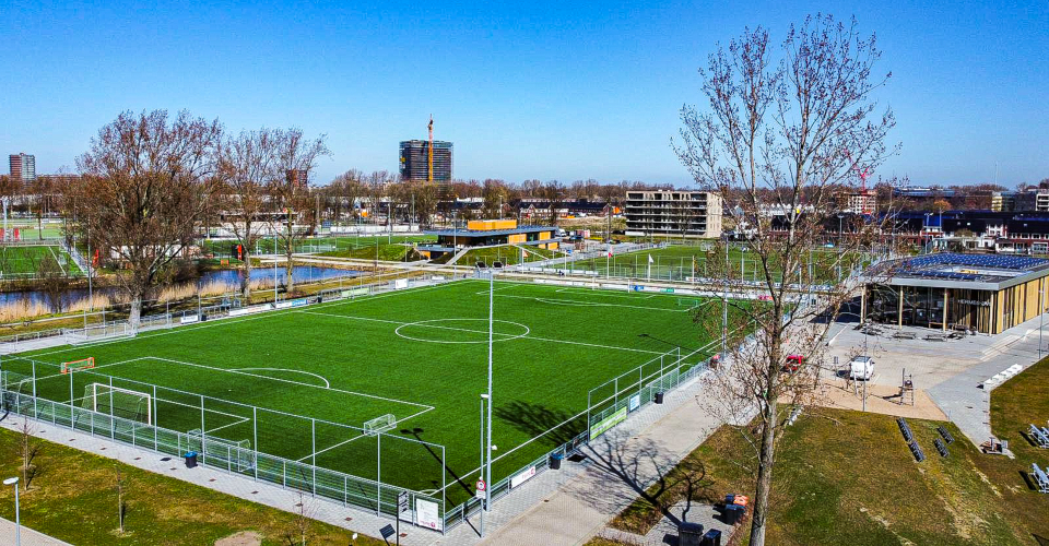 Sporten in Schiedam Harga