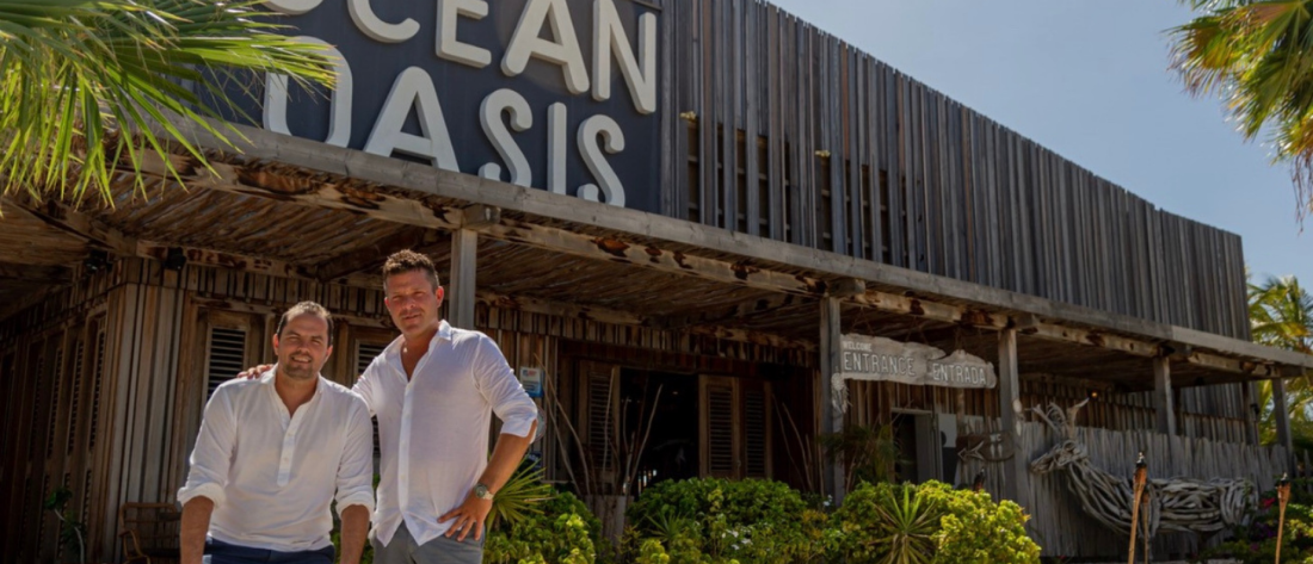 Pascal Beeren (De Bokkedoorns**) en David Landman nemen Ocean Oasis Beach Club op Bonaire over.