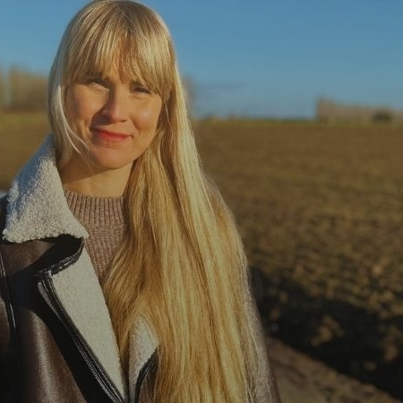 Debby Minnart coach