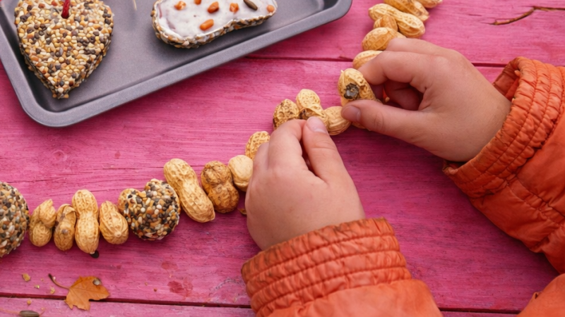 Creatieve herfstactiviteiten voor kinderen tijdens een evenement van Studio Angelart
