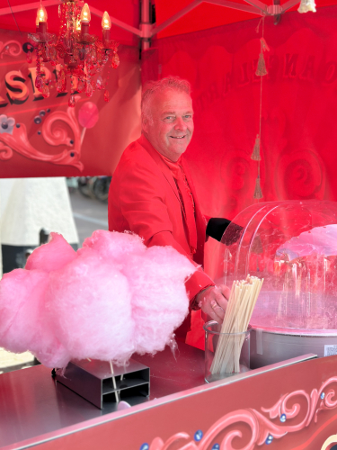 Herman Rodeman Bellenblaas act mega bellen act Herman de weerd Hattem