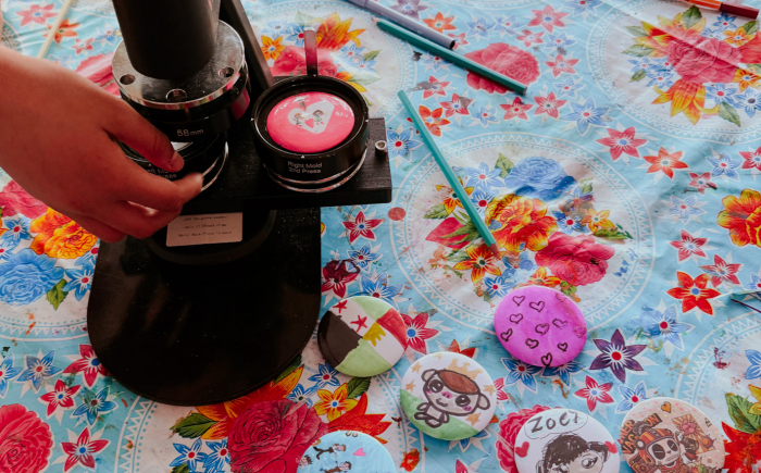buttons maken creatieve workshops die je kunt inzetten voor festivals, winkelcentra, 5 leuke knutselideeën voor een geslaagd feestje