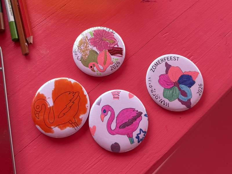 Buttons maken, creatieve kinderactiviteiten Kinderactiviteiten voor Bedrijfsfeest, familiedag, festival