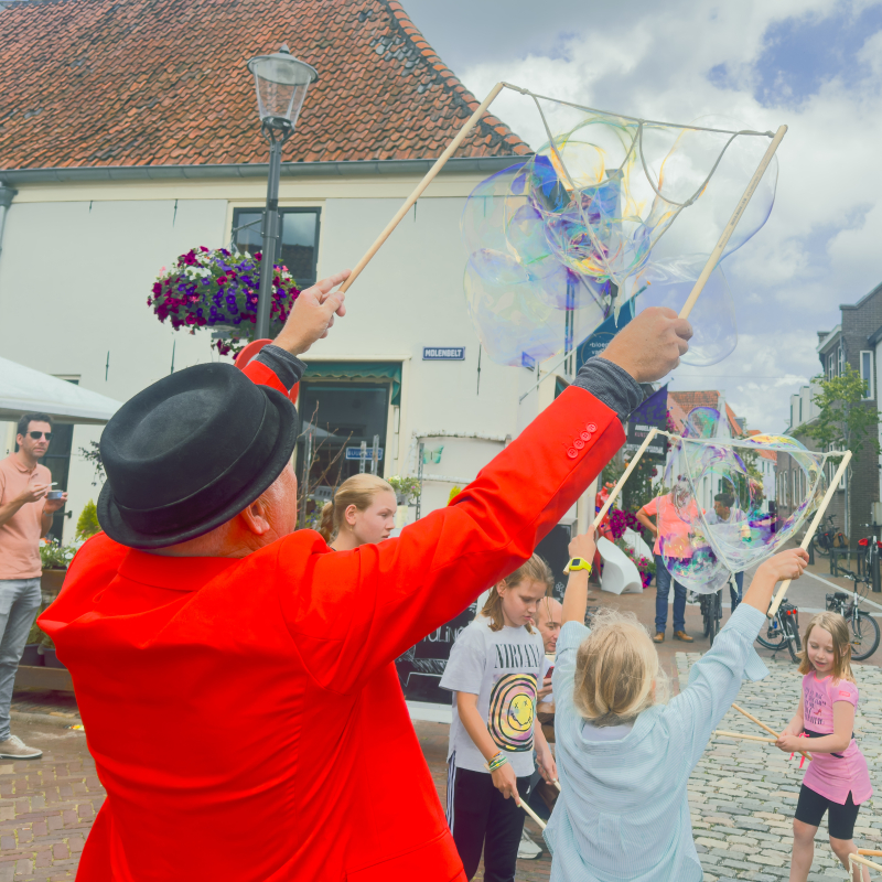Bellenblaas op evenement Zeepbellen Act Op evenement
