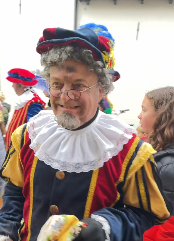 Sinterklaasactiviteiten in het winkelcentrum Met opa Piet Herman